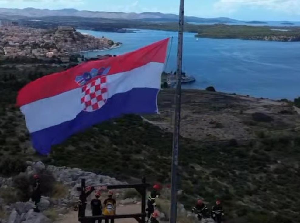 Pokazna vježba iznad TEF-a: Šibenski vatrogasci spremni za teške uvjete