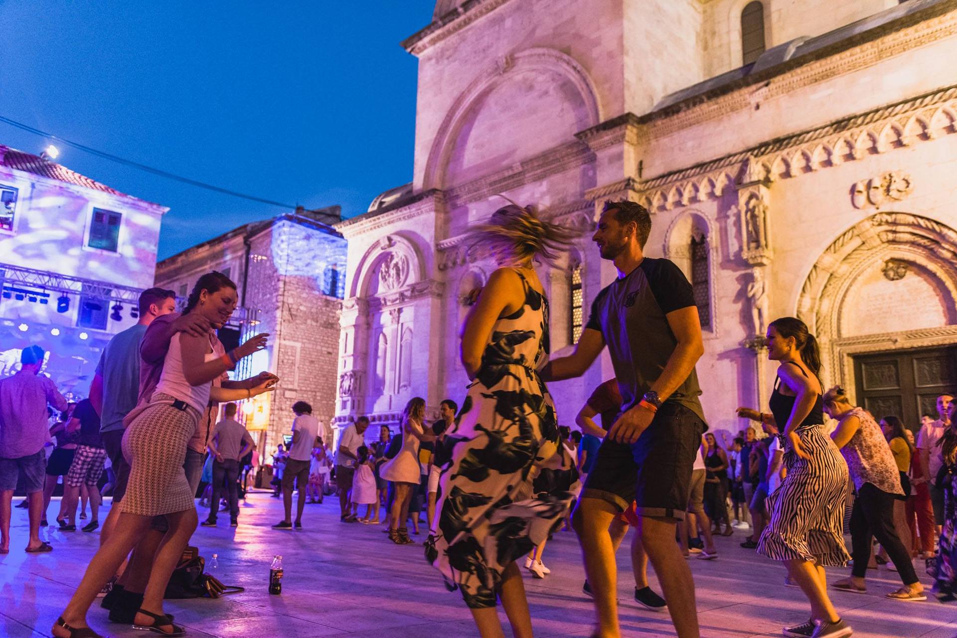 'Rasplesani Šibenik': Zaplešite neke od najpoznatijih plesova pokraj katedrale sv. Jakova