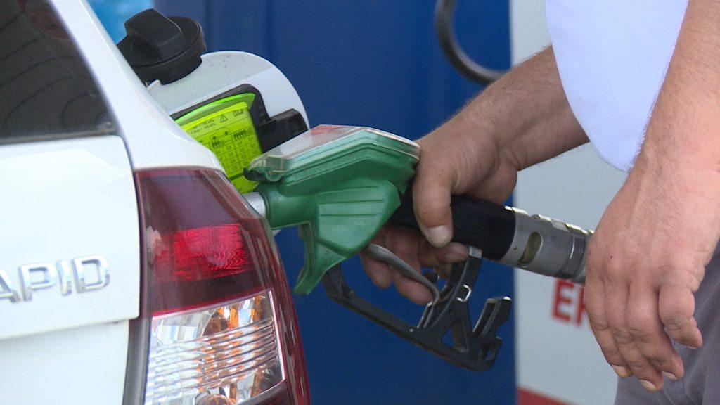 Možete smanjiti potrošnju goriva za 25 posto uz samo jednu malu promjenu u autu