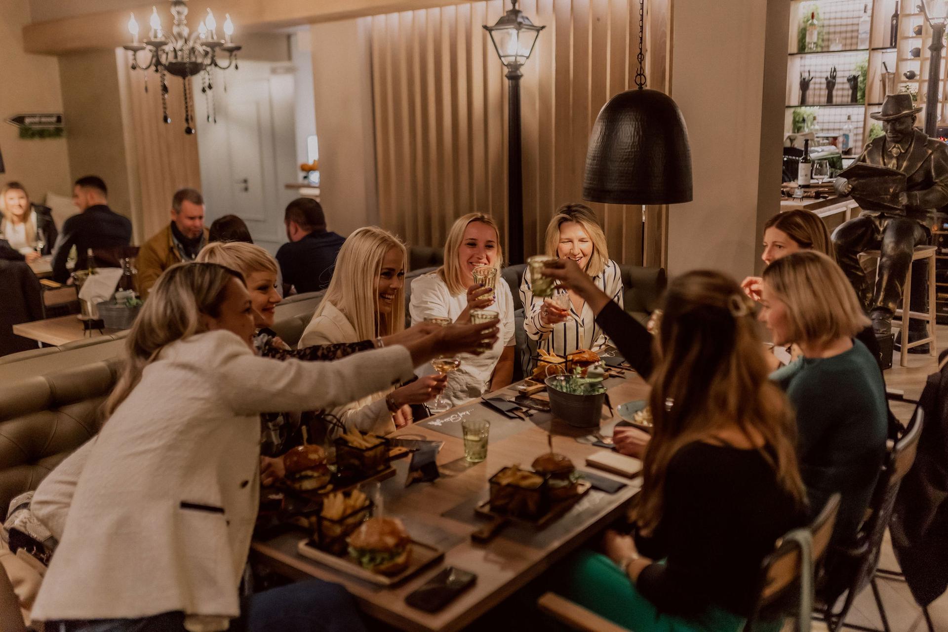 Bistro Kod Starog: Savršen bijeg od zime u ugodnom ambijentu