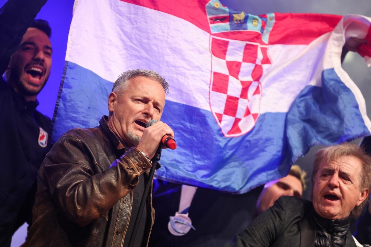 Thompsonovi suradnici: 'Nije istina da ga je napustio cijeli bend, već se uvježbavaju za koncert'