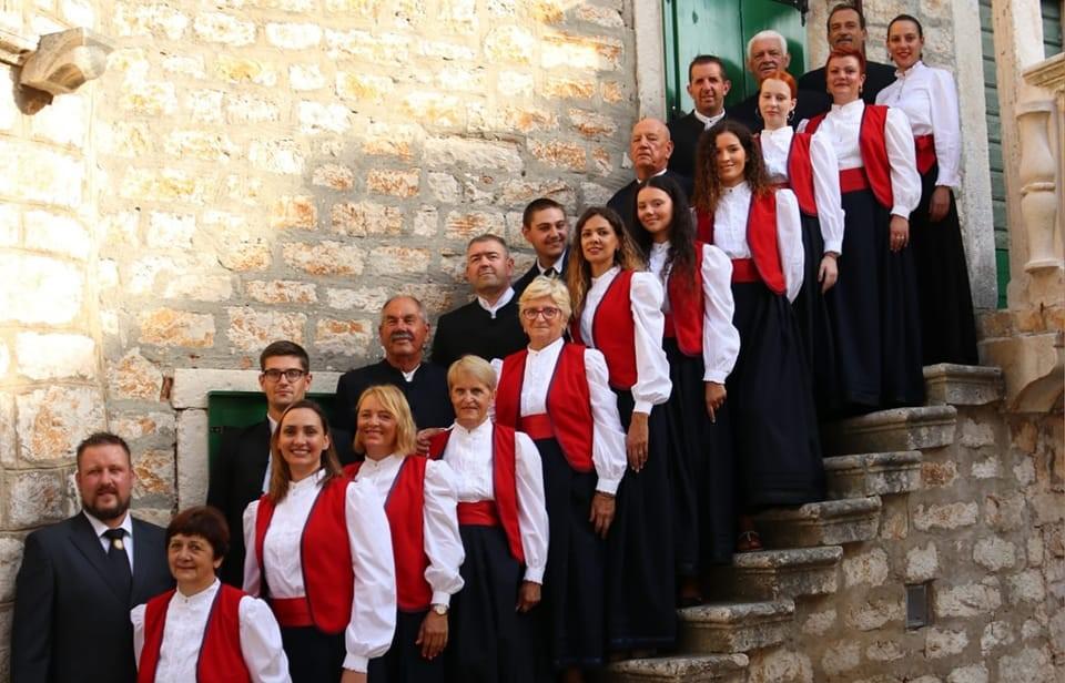 Poseban glazbeni događaj: U Primoštenu će Zbor svete Cecilije iz Jelse održati koncert