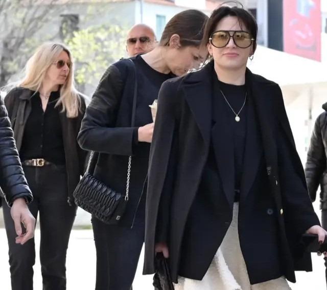 Niti ovotjedna kiša nije spriječila naše sugrađanke da izgledaju besprijekorno!