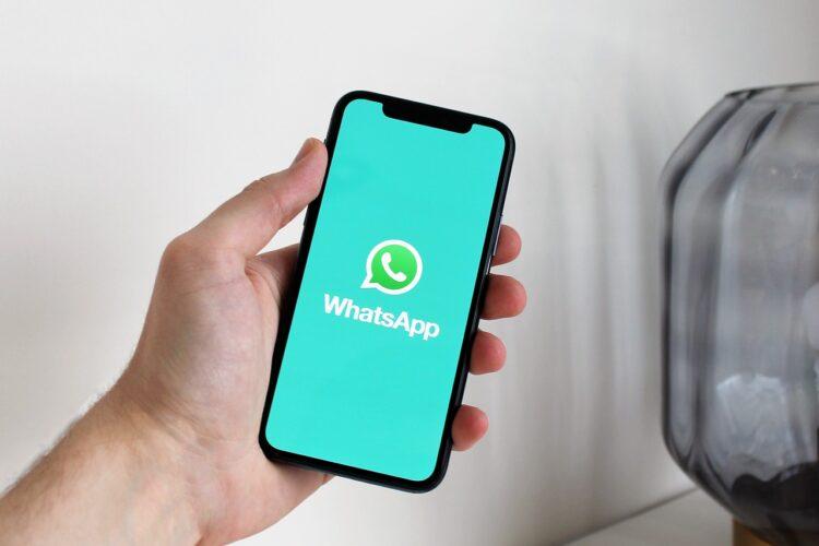 Jeste li primijetili plavi kružić na WhatsAppu ili u Messengeru?