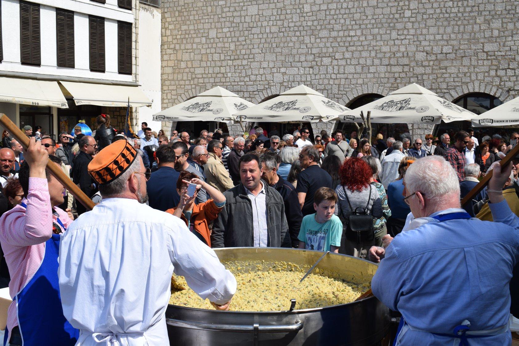 Uskršnji doručak Udruženja obrtnika: Miris fritaje i šunke širit će se Šibenikom, Rogoznicom i Skradinom