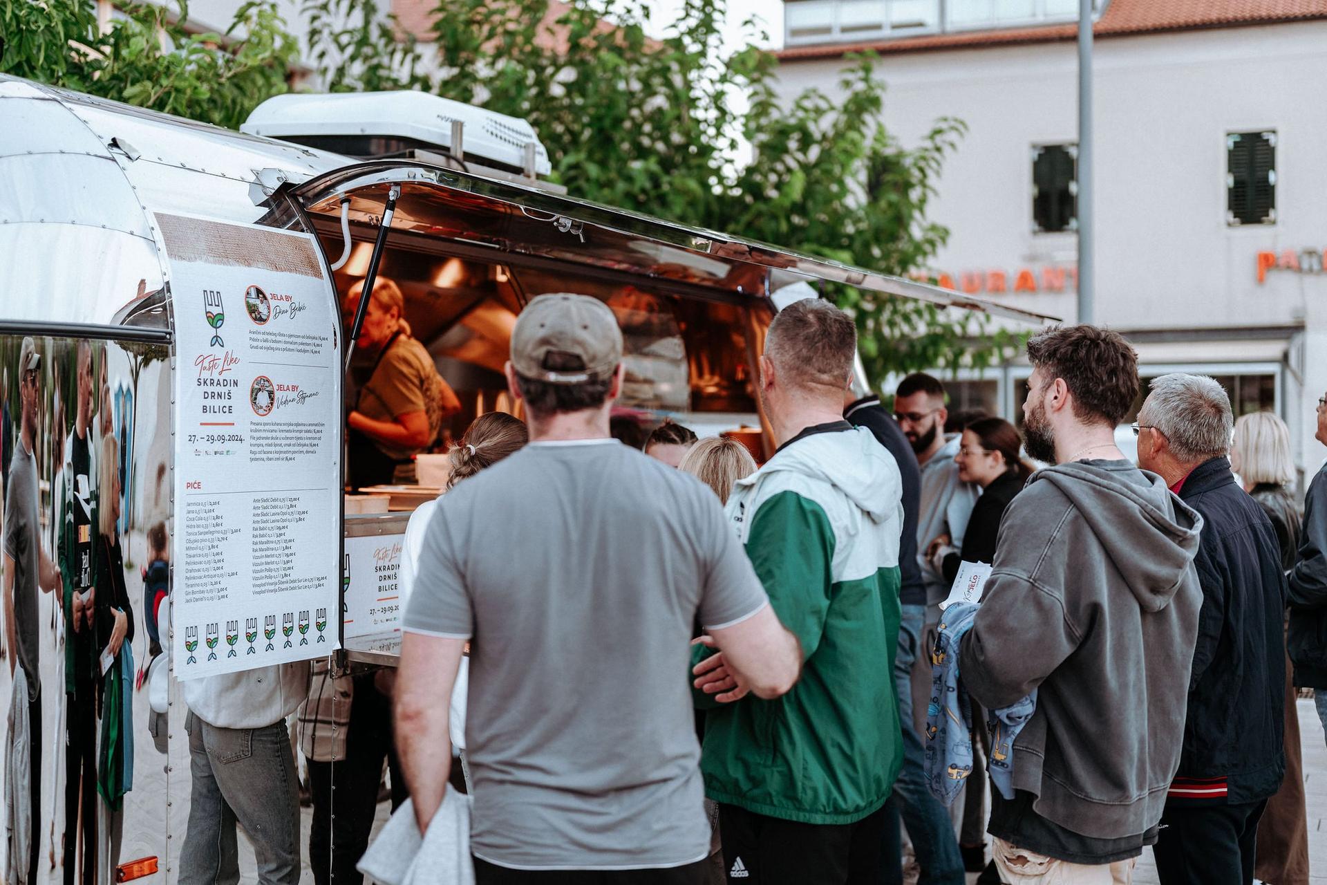 'Baš dobra spiza' u Skradin stiže u promijenjenom terminu zbog Dana žalosti 