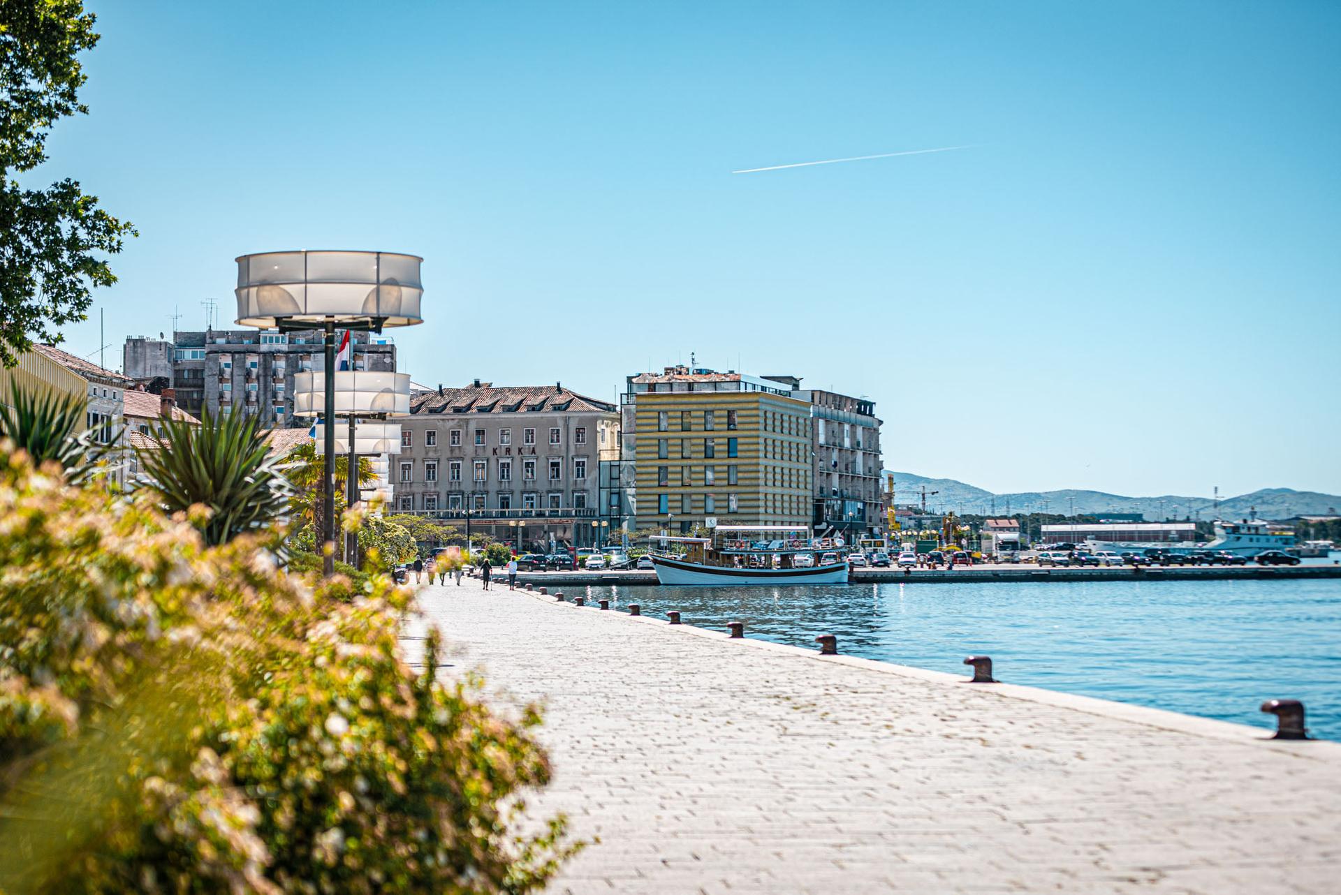 Sunčano i vrlo toplo, temperature idu do 27 stupnjeva
