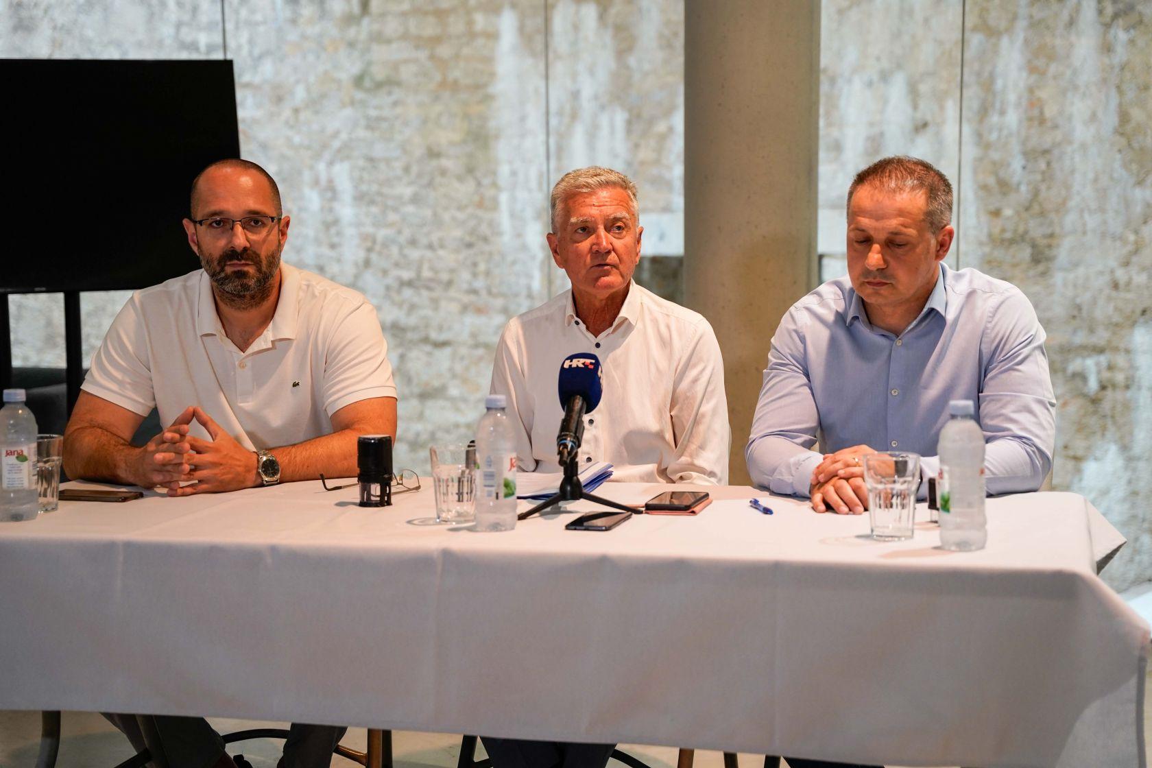 Nakon niza analiza, arheoloških i geotehničkih istraživanja potpisan ugovor za projekt Dvostrukog bedema