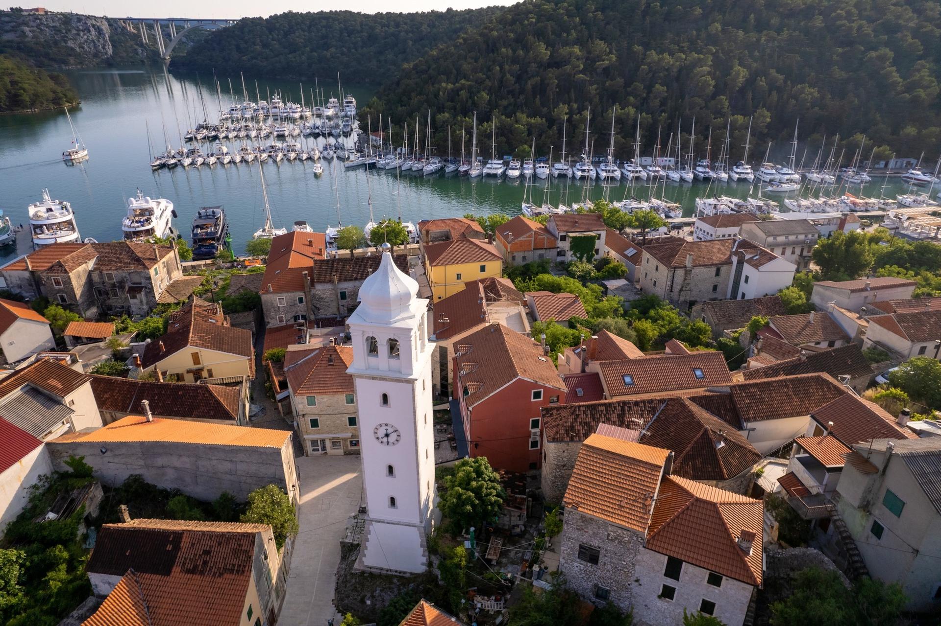 Skradin vas čeka: Tjedan smijeha, glazbe i kazališta pod zvijezdama
