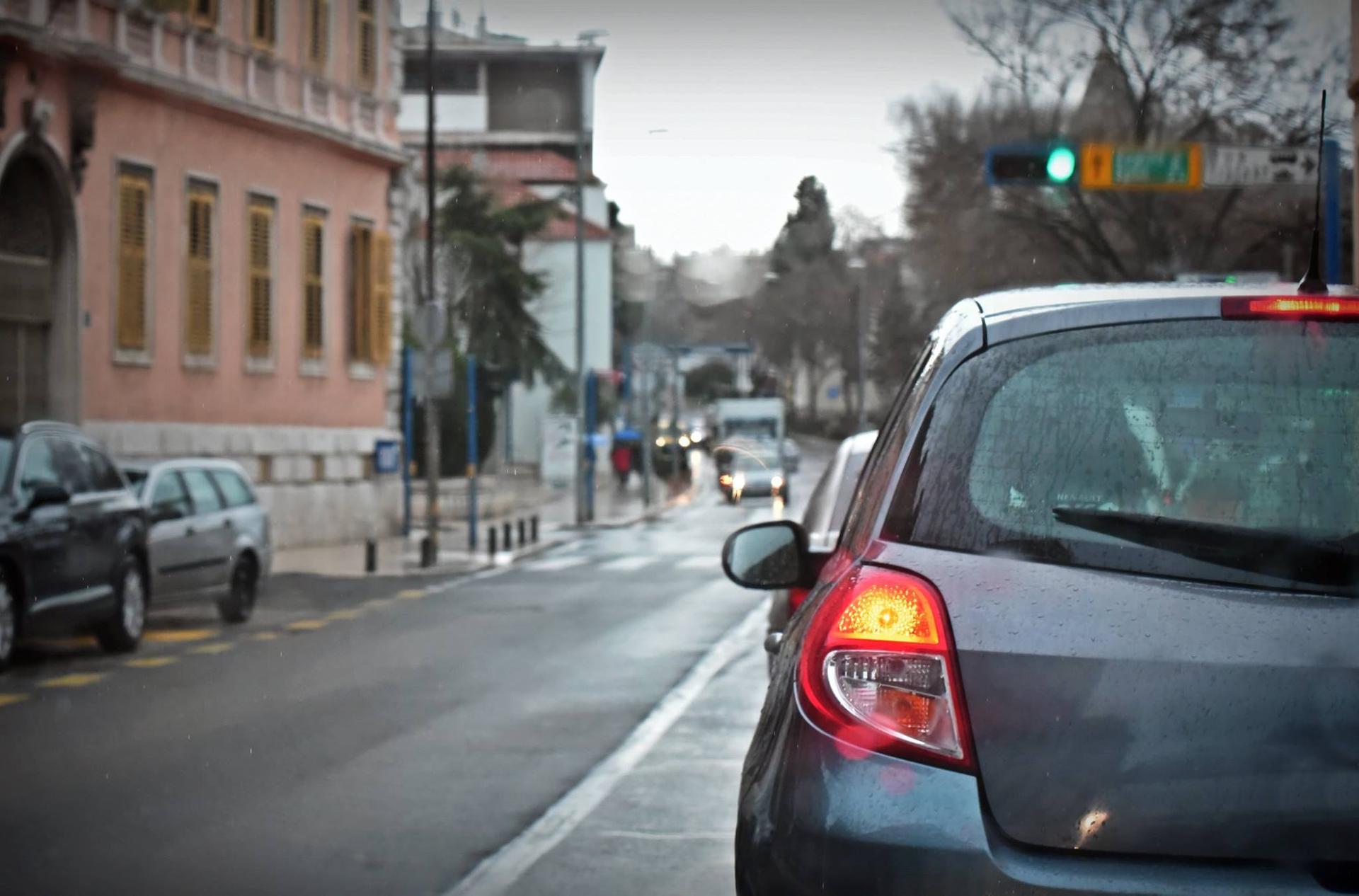 Prevaranti na cestama imaju novi trik: Turisti su im idealna meta