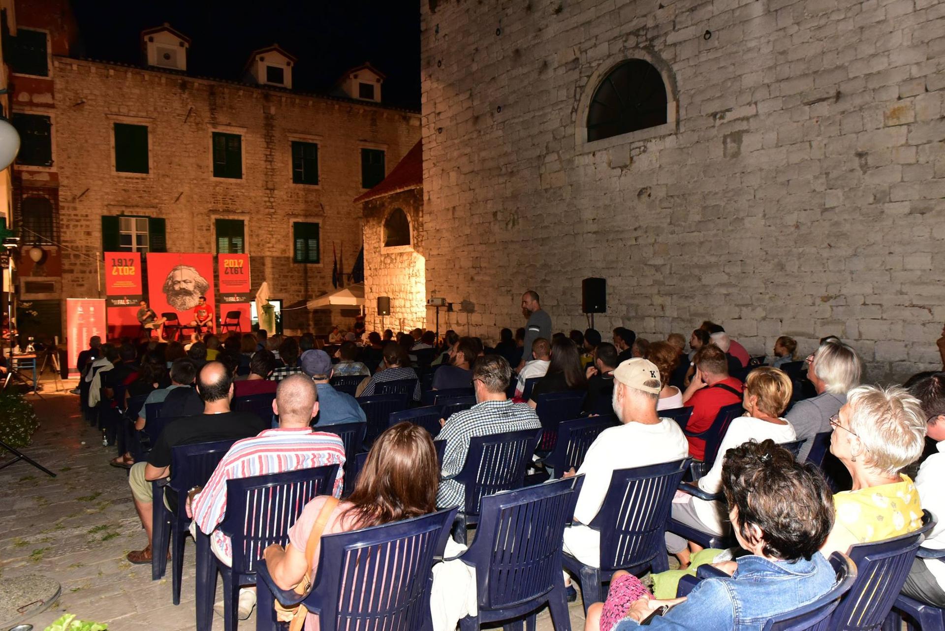 Toliko galame, a ispostavilo se da Ministarstvo kulture ove godine uopće ne financira FALIŠ!
