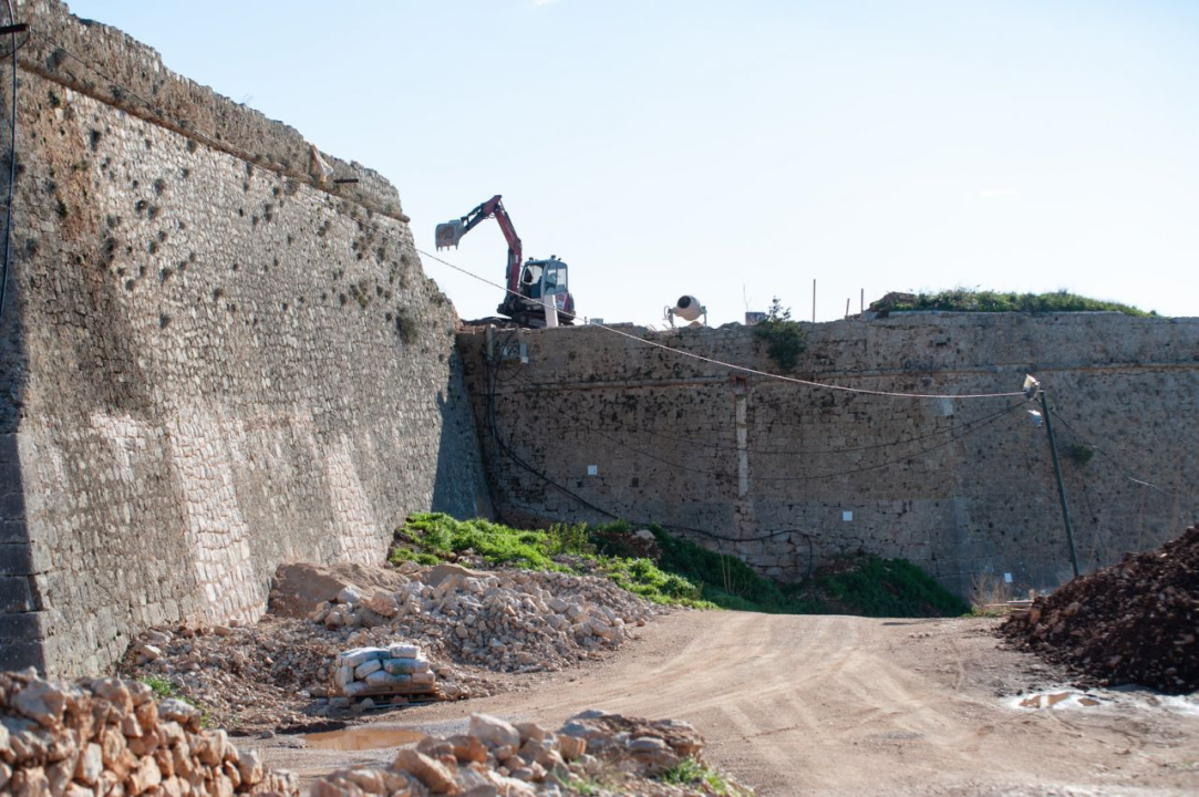 Sv. Ivan izgleda neprepoznatljivo, zgrada koja je niknula bit će zakamuflirana: 'Tvrđavu svečano otvaramo na Dan grada'         