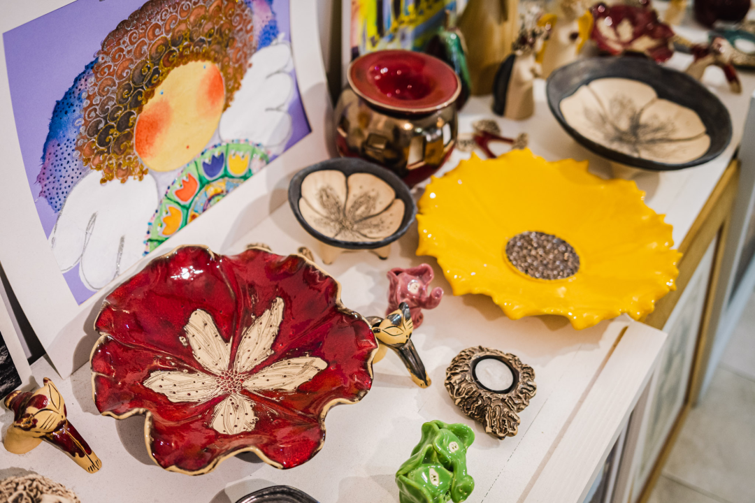 Proljeće u Galeriji Juraj Dalmatinac donosi popust na šarene umjetnine morskih motiva!