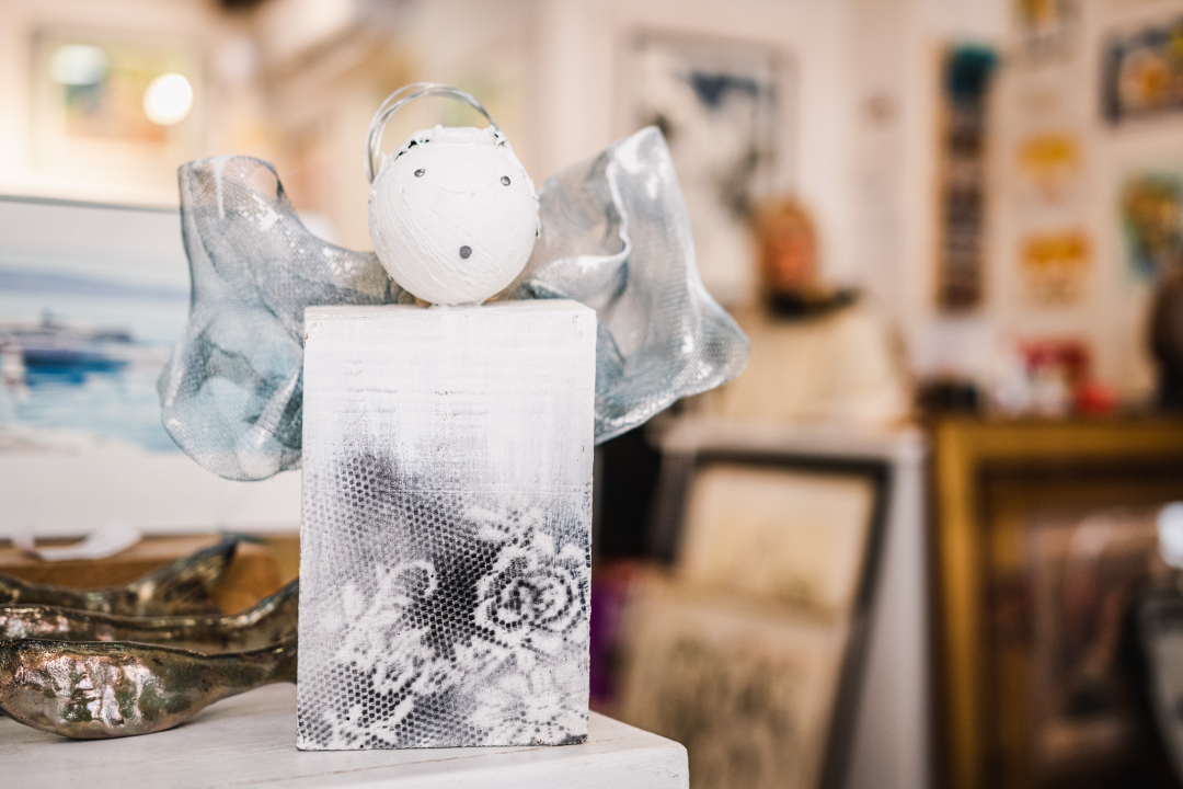 Proljeće u Galeriji Juraj Dalmatinac donosi popust na šarene umjetnine morskih motiva!