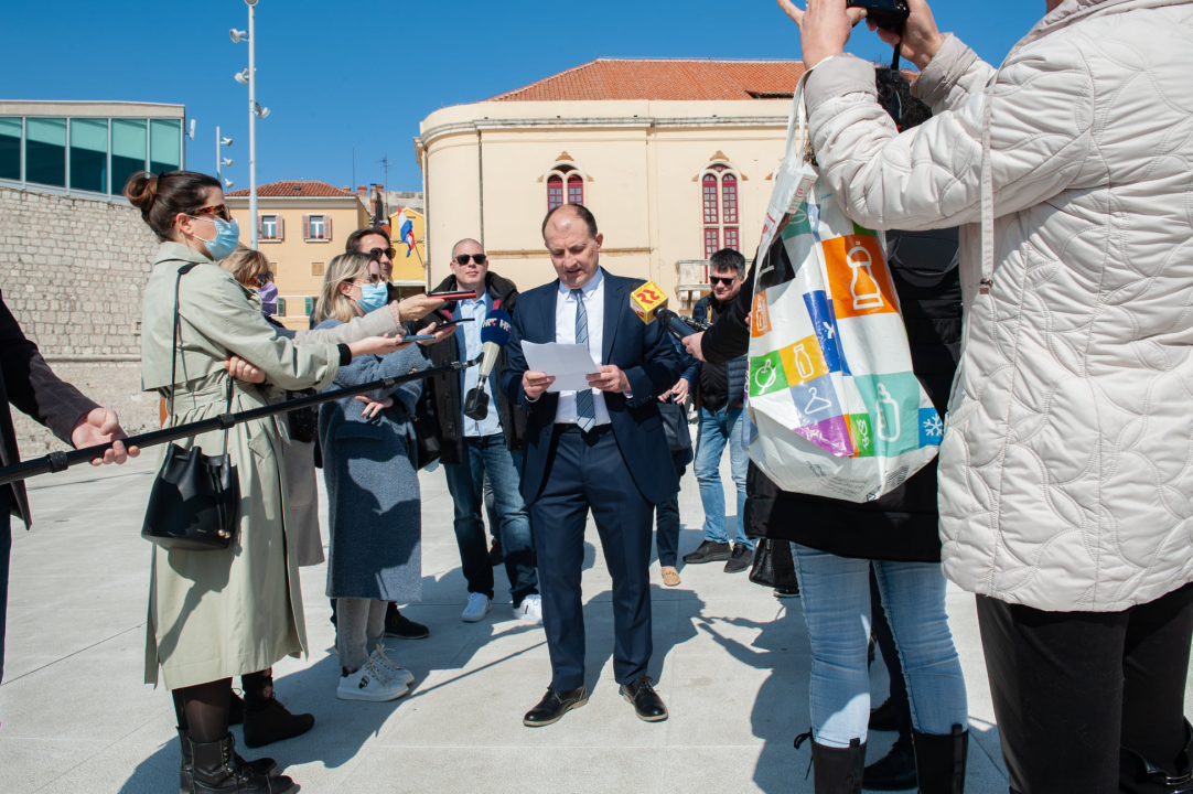 Ivo Glavaš: Neka Burić USKOK-u priča o svojim projektima. Dosta je otimačine, reketarenja, ucjena i pogodovanja