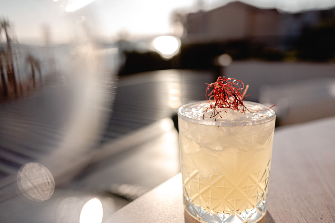 Priuštite si prekrasne trenutke na prozračnoj terasi Pomalo Bistro & Bara u Žaboriću!