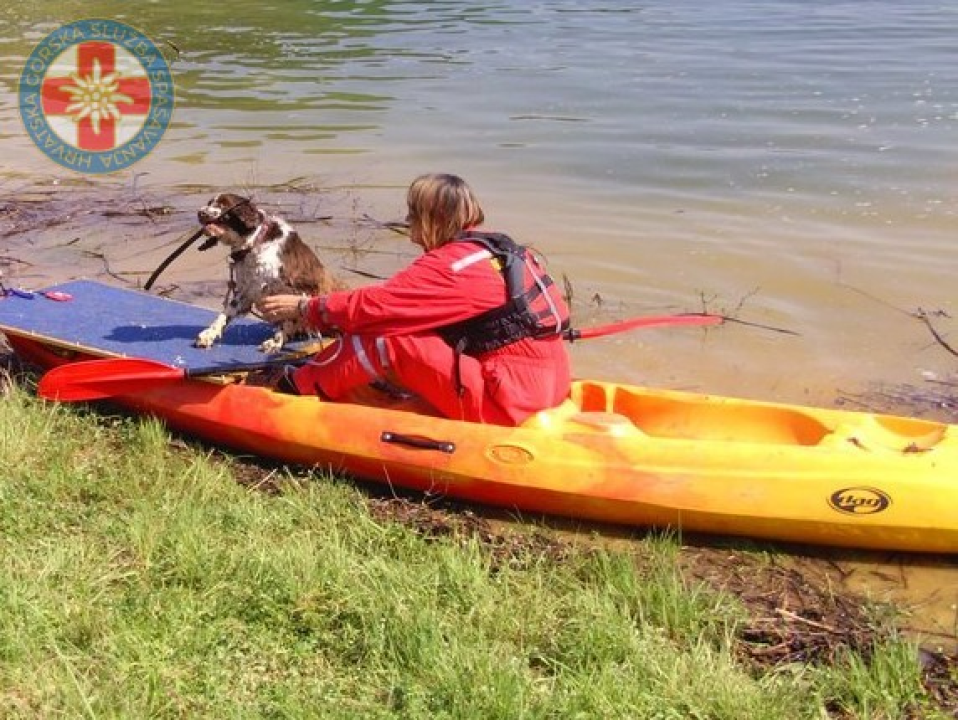 Uginula je Aki, potražni pas GSS-a: U svojoj je karijeri pronašla četvero ljudi, a uz Vodičanku Blanku Lučić bila je 13 godina