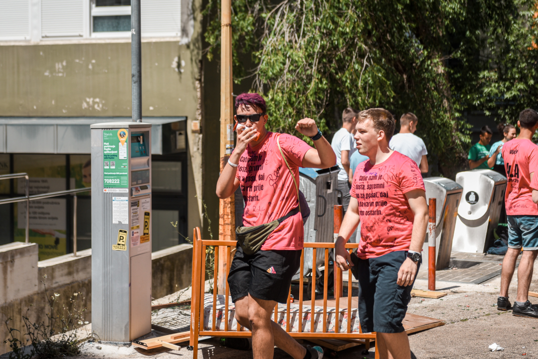 Pokušaj Stožera da spriječi Norijadu nije uspio: Pogledajte atmosferu sa šibenskih ulica