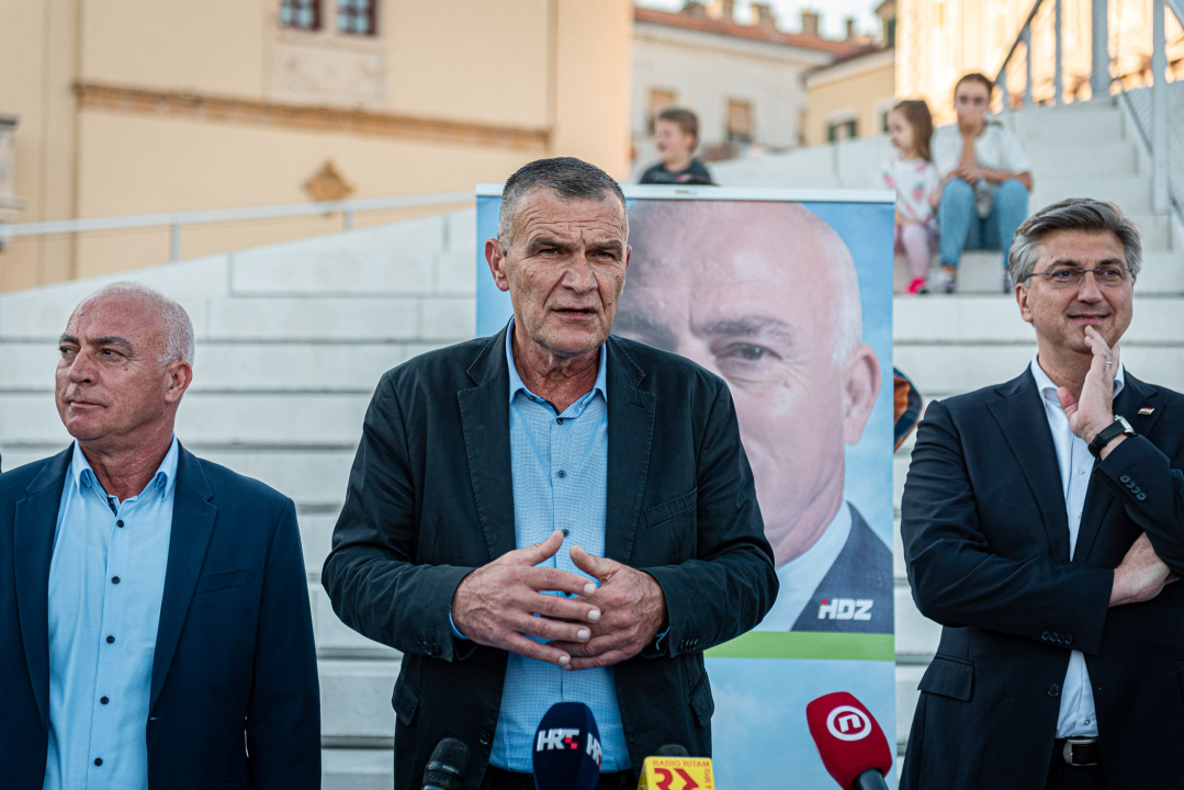 'Šibenik više ne zaostaje za Splitom i Zadrom, zato se u nedjelju ne povodite za praznim parolama jer one neće iznijeti nikakva čuda' 