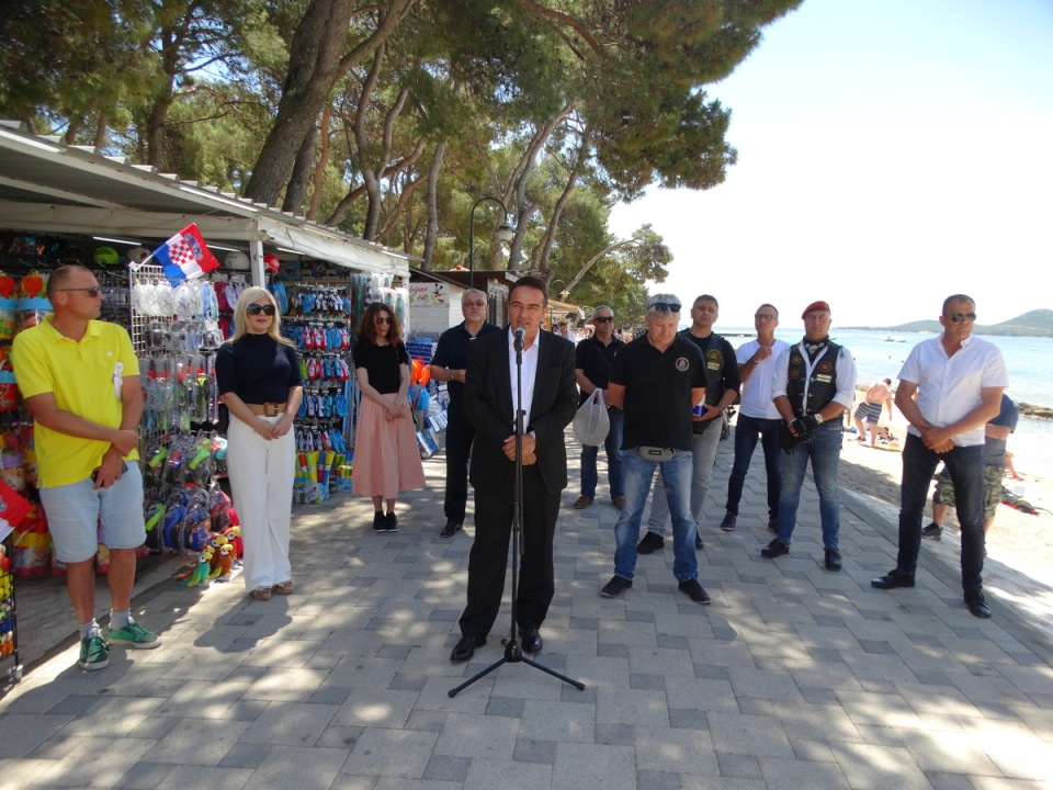 U Biogradu obilježena 28. godišnjica stradavanja petoro ljudi pobijenih raketiranjem 1993. godine 