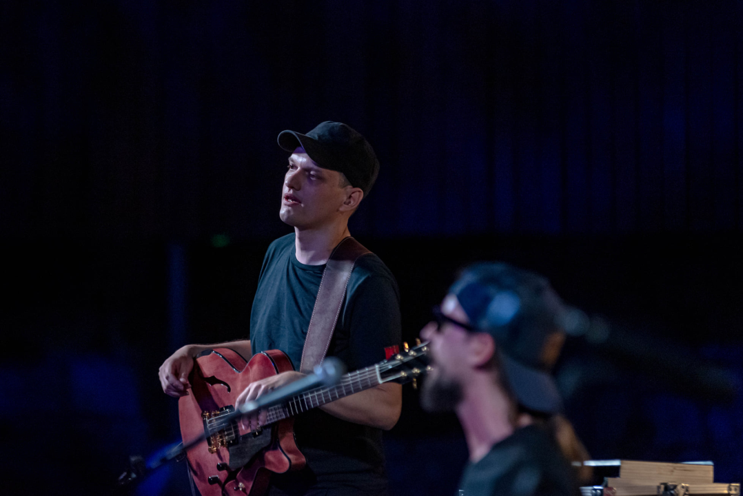 Pipsi i J.R. August bili su izvrsni sinoć na sv. Mihovilu: Pogledajte kako je bilo na koncertu