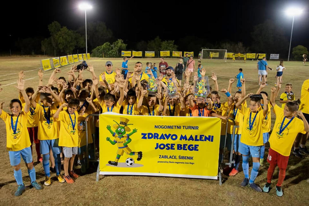 Na turniru 'Zdravo maleni Joso Bego' preko 600 malih nogometaša: 'Osmijesi djece govorili su nam sve!&quot;'