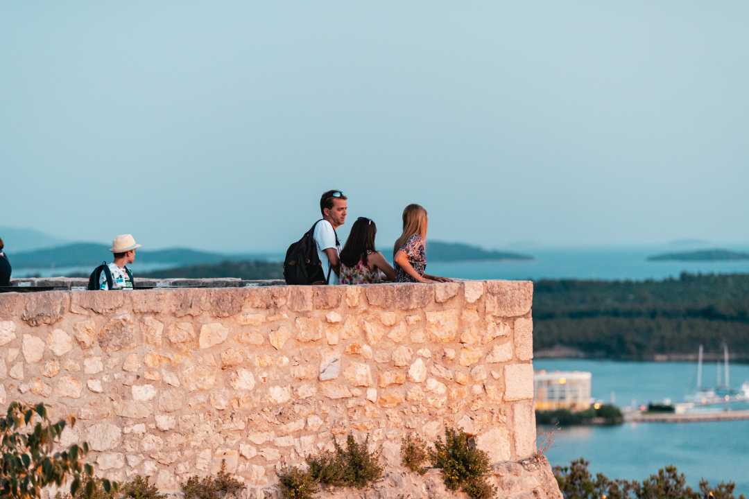 Na Baroneu Šibenčanima premijerno prikazan film ‘Slučajna raskoš prozirnog vodenog rebusa’