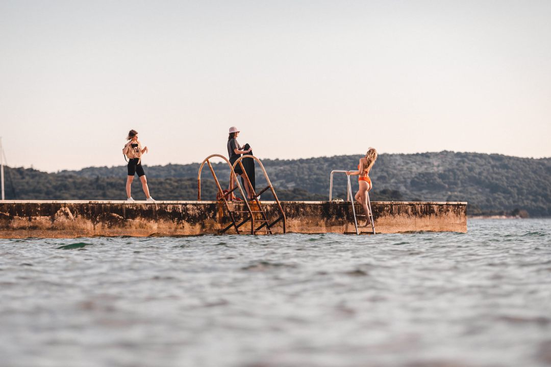 Vrijeme je za kupanje: Do Martinske i Jadrije gradskom brodskom linijom! 