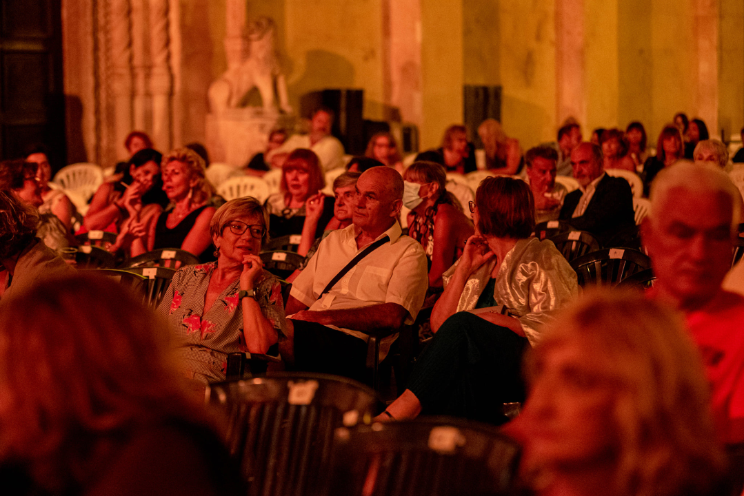 Šibenčani guštali na Šansoni, pogledajte tko je sve u subotu navečer bio u publici