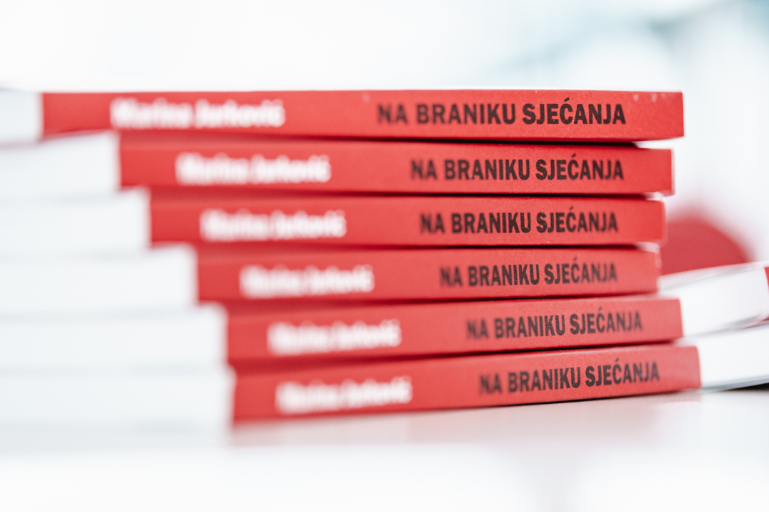 ‘Na braniku sjećanja’ Marine Jurković će vas rasplakati i nasmijati u isto vrijeme: Donosi 50 ratnih priča ljudi koje poznajete