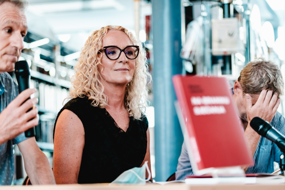 ‘Na braniku sjećanja’ Marine Jurković će vas rasplakati i nasmijati u isto vrijeme: Donosi 50 ratnih priča ljudi koje poznajete