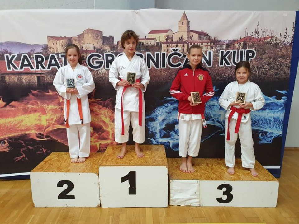 Karataši vodičkog Okita u dva dana nastupili na dva turnira i osvojili 25 medalja 