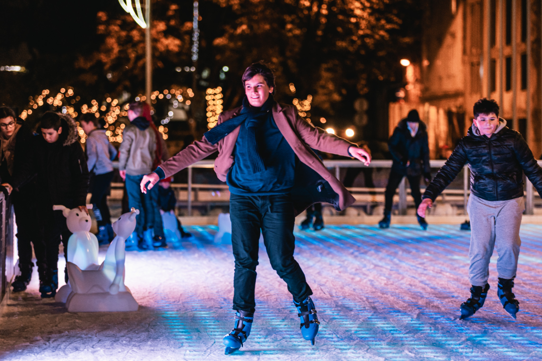 Bajkovito disco klizalište zvijezda na vrhu šibenske Adventure!