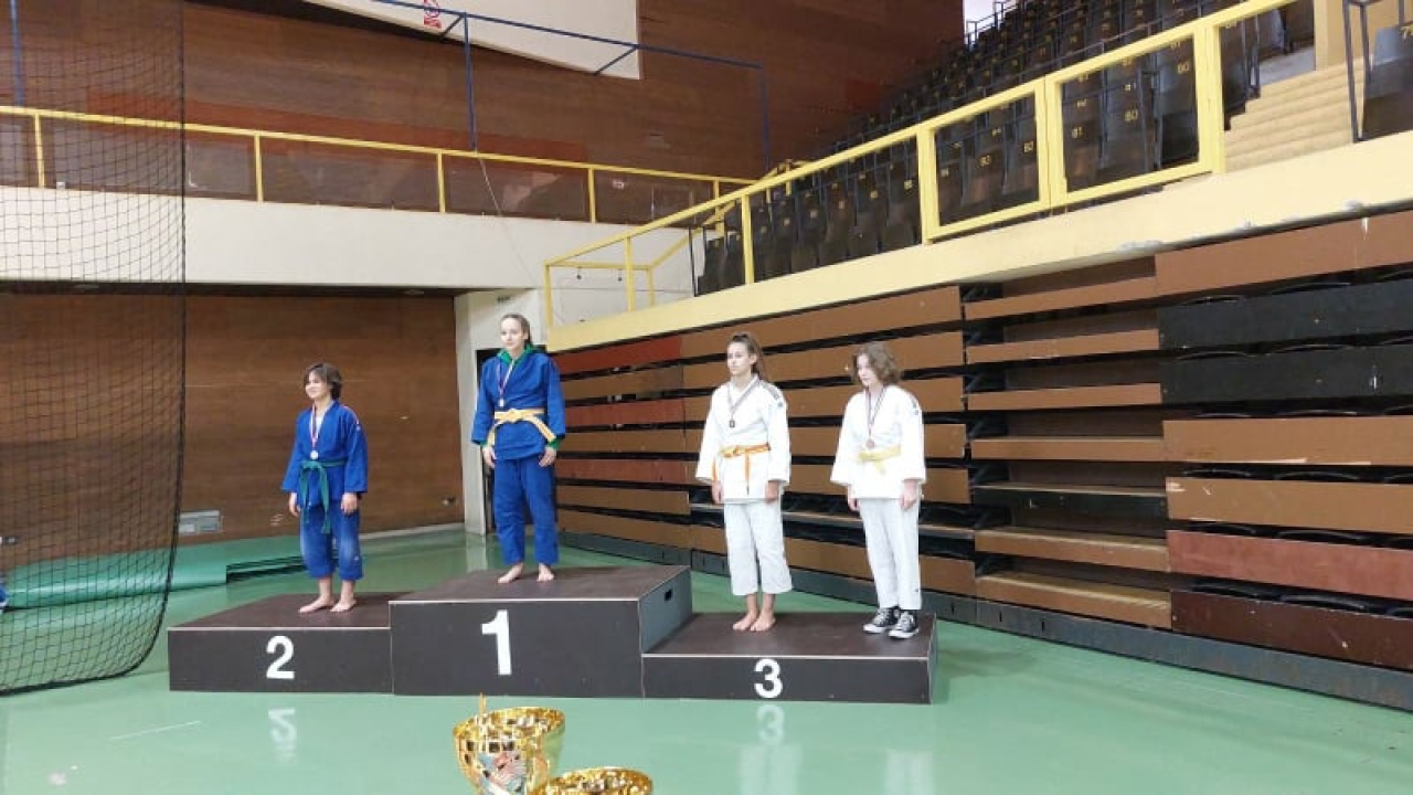 Fantastičan uspjeh: Na božićnom turniru u Splitu šibenski judaši osvojili deset medalja 