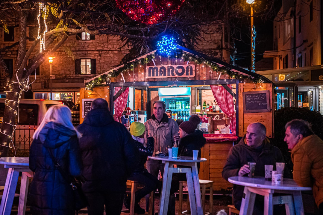 Odlični Bagatini pop, rock, soul, blues, funk &amp; jazz hitovima rasplesali cijeli Parkić