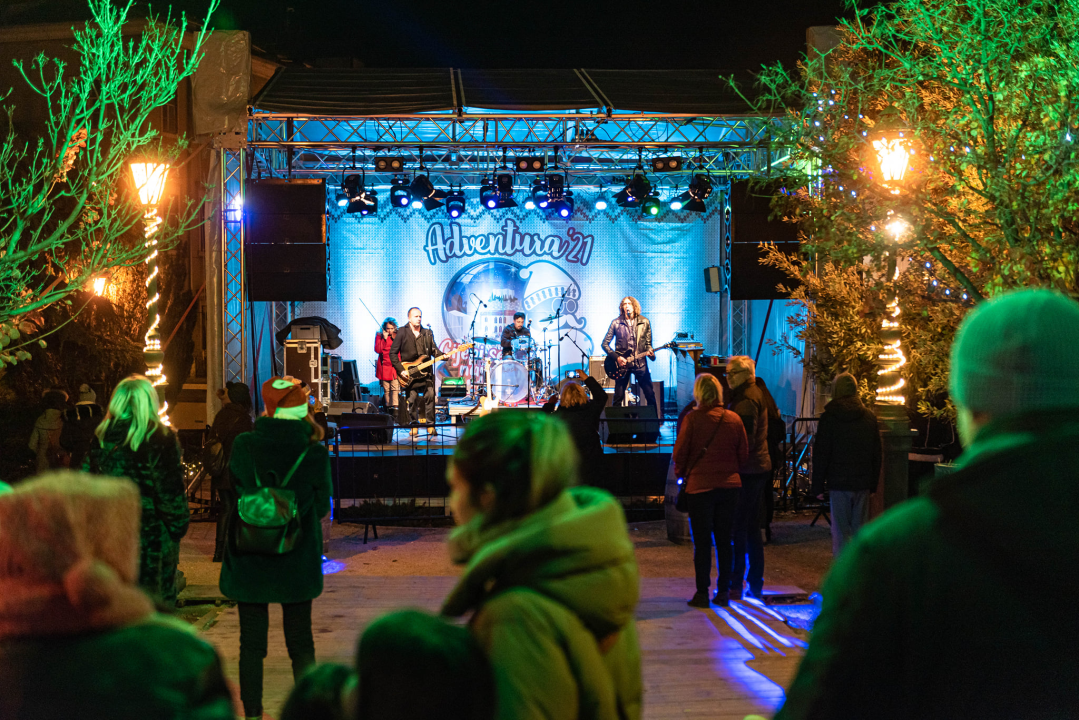 Miro Odak i Lili Gee u đardinu napravili odličnu atmosferu uz rock hitove