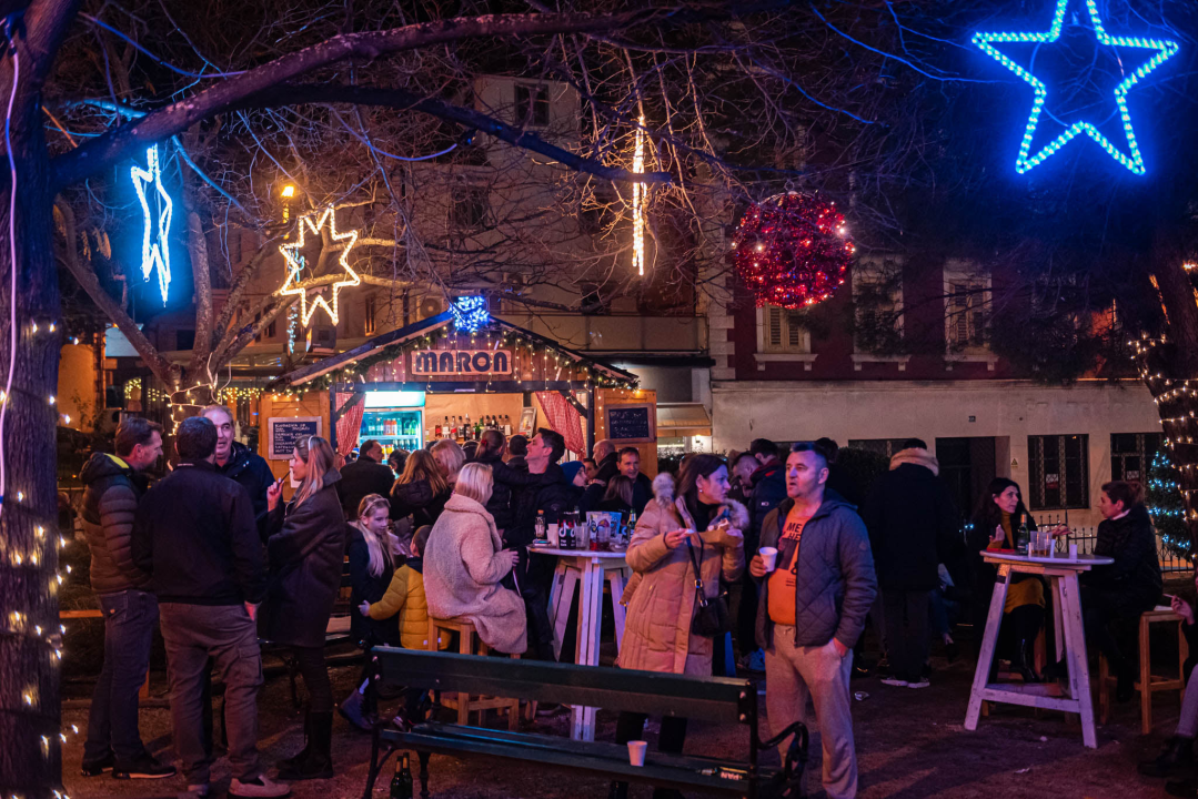 Teke Yeke okupili su se iz dosade, ali u đardinu su bili poprilično zabavni