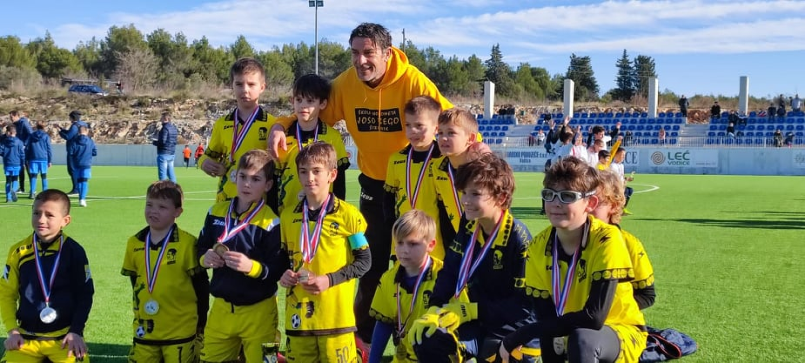 Proteklog tjedna održao se '17. Vodice Cup': Mladi nogometaši HNK Šibenika okitili se zlatnim medaljama 