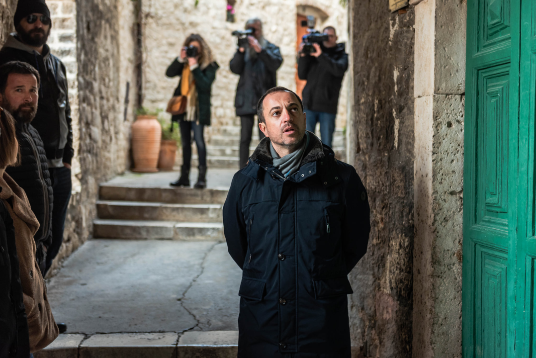 Počinje obnova najstarije šibenske ulice: Uskoro uređenje svodova srednjovjekovne kule kod bunara, starih grbova, kamena i freski 