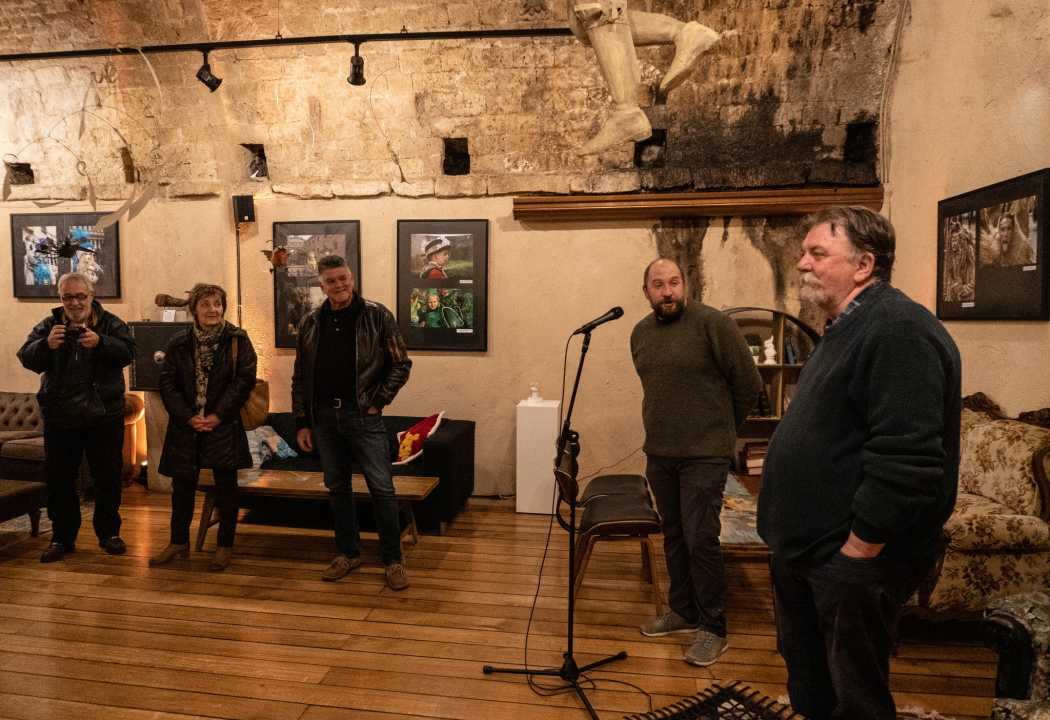 Sinoć u Azimutu otvorena izložba Foto kluba: 'Nadamo se da će se tradicija maškara vratiti u Šibenik'