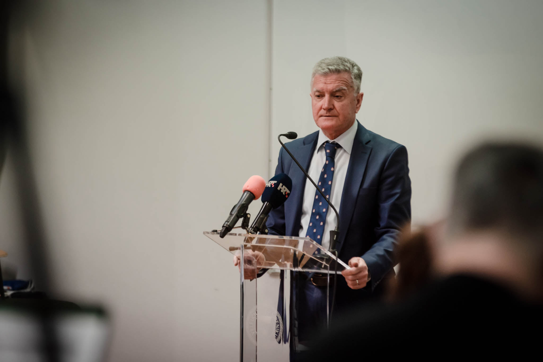 Aktualni sat: Saznali smo datum otvorenja sv. Ivana, kada novi autobusi počinju voziti i je li Šibenik spreman za nuklearni napad