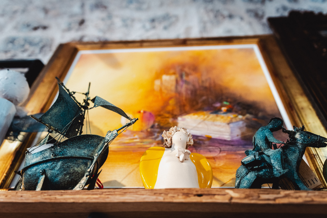 U Galeriji Juraj Dalmatinac potražite umjetnine Vaska Lipovca i Dragice Cvek Jordan po sniženoj cijeni