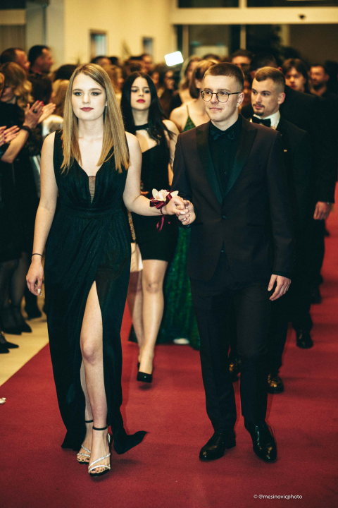 Učenici Medicinske škole u večeri koju će pamtiti do kraja života (2. dio)