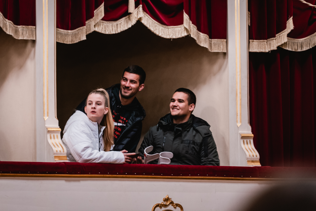 Još večeras u kazalištu pogledajte 'Moju priču' i pomozite Luki Škariću prikupiti novac za operaciju 