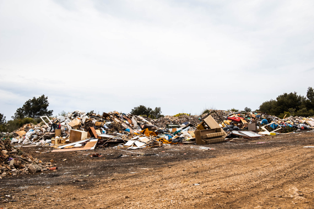 Ilegalan dovoz i paljenje otpada kod Primoštena Burnjeg, Stipe Petrina: 'Nemam pojma o čemu je riječ!'