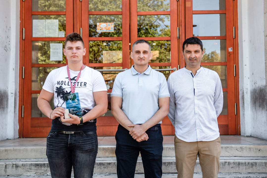 Veliki uspjeh za Prometno-tehničku školu: Vozač Nikola i nautičar Matija vratili se s medaljama iz Zagreba