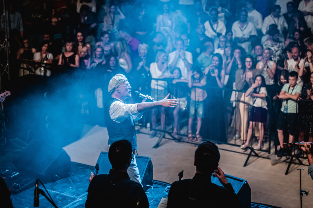 Gibonni na prepunoj tvrđavi sv. Mihovila: 'Hvala vam, ja sam sretan čovjek!'