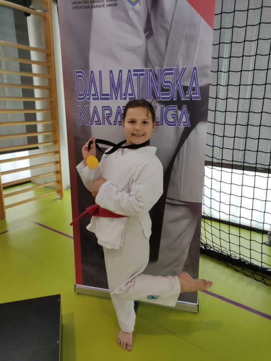 Čak 28 medalja za Karate klub Okit s drugog kola Dalmatinske lige u Splitu