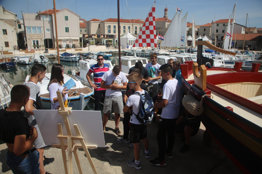 Otvoren Sajam tradicijske drvene brodogradnje: Jelić najavio gradnju flote gajeta za javnu upotrebu