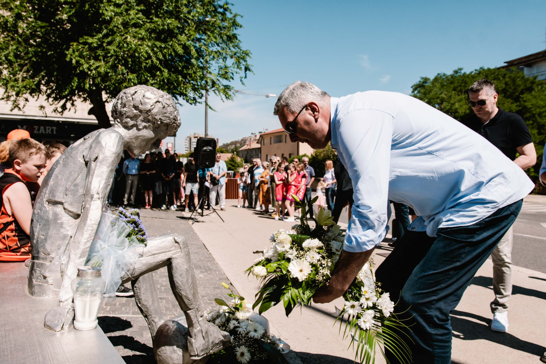 Obilježena 29. godišnjica smrti Dražena Petrovića: 'On je bio veliki igrač, vođa, kapetan i još veći čovjek'  